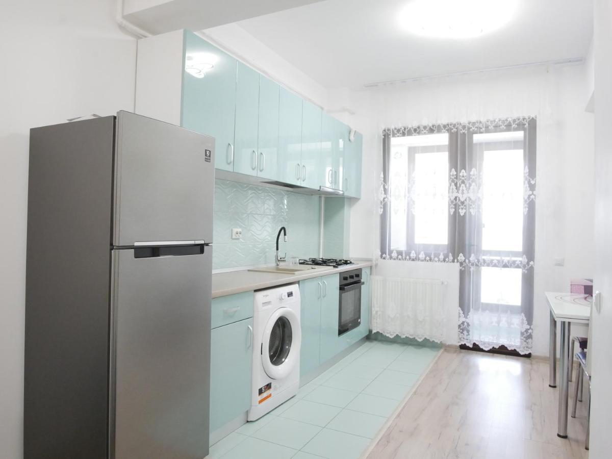 Re Dowtown Apartments - Palas Mall Studio 이아시 외부 사진